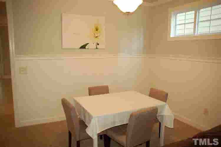 3 BR in Apex