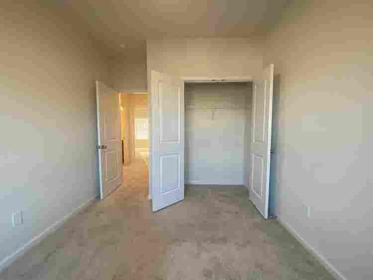 3 BR in Belmont