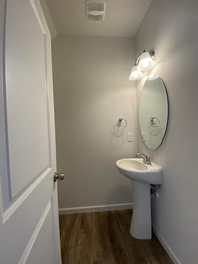 3 BR in Belmont