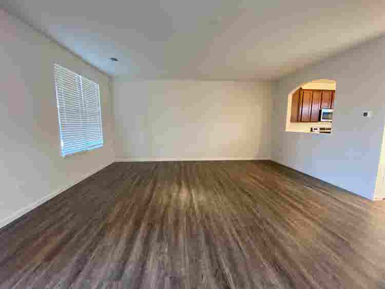 3 BR in Belmont