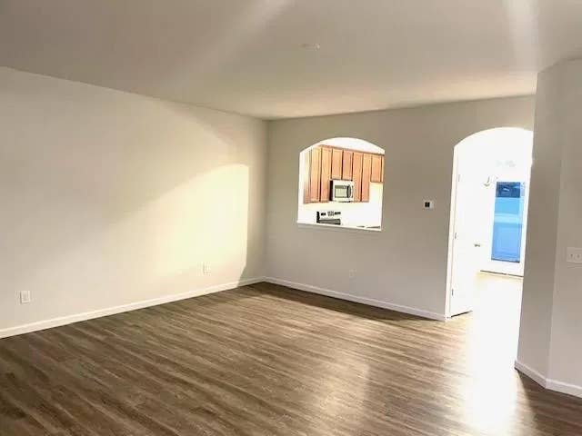 3 BR in Belmont