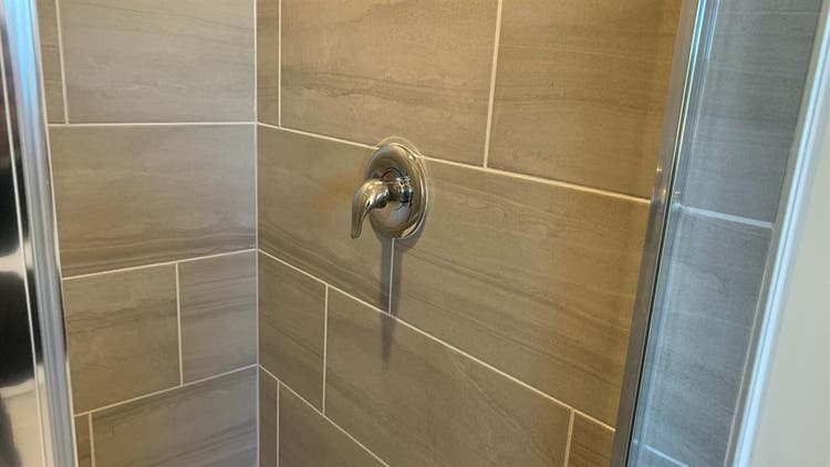 4 BR in Apex