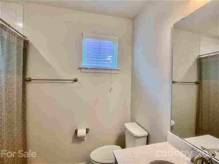 3 BR in Charlotte