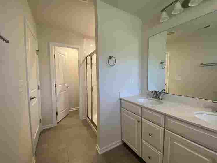 3 BR in Charlotte