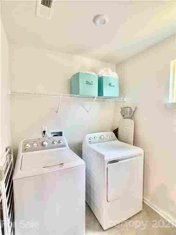 3 BR in Charlotte