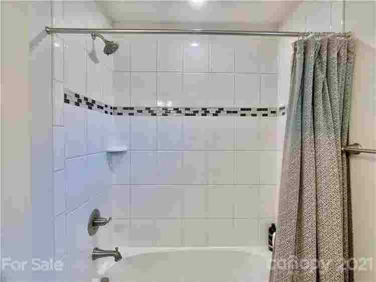 3 BR in Charlotte