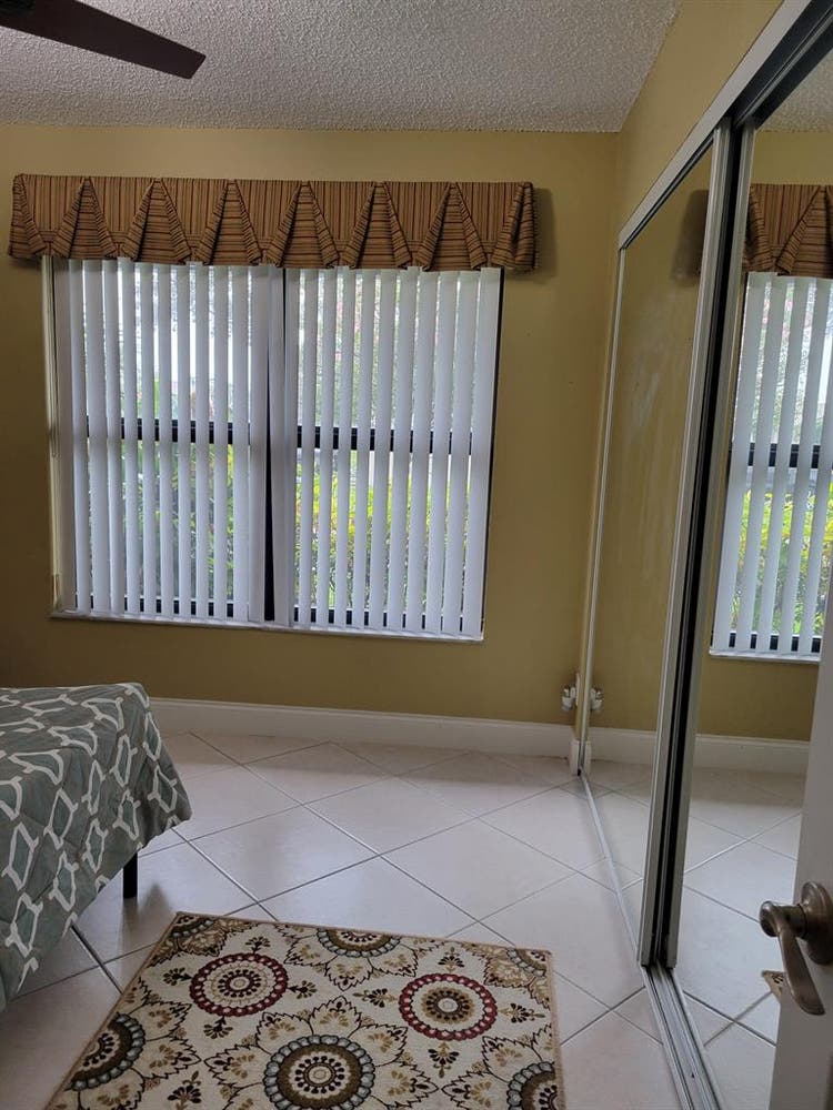 Room for rent 6 months