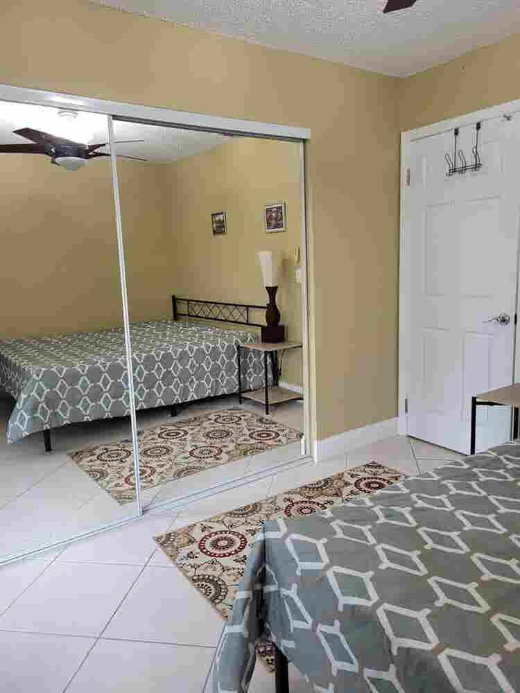 Room for rent 6 months