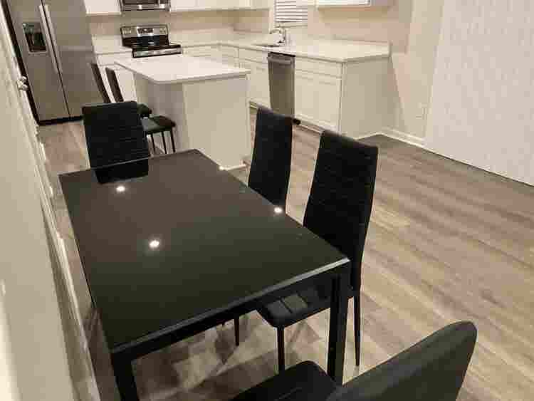 4 BR in Charlotte