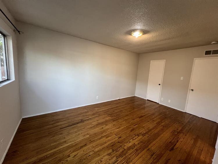 Master bedroom. Private entrance