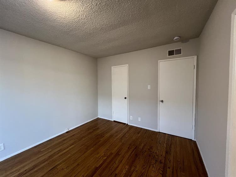 Master bedroom. Private entrance