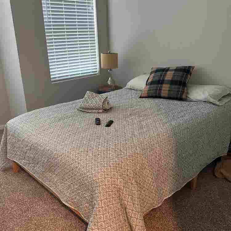 Furnished Room