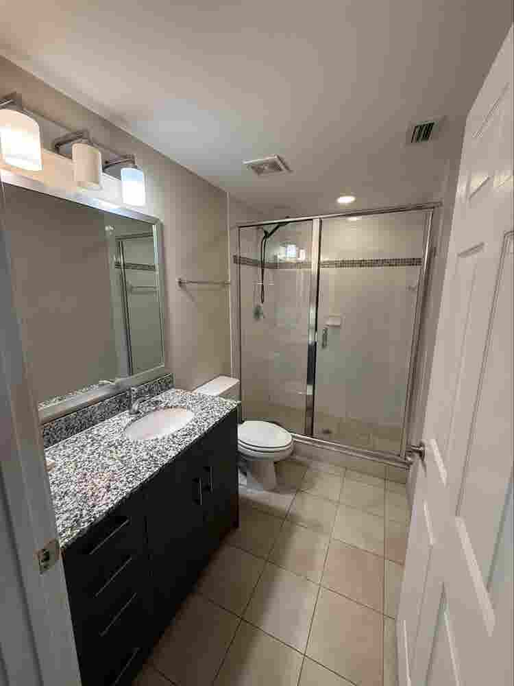 Beautiful private room & bathroom