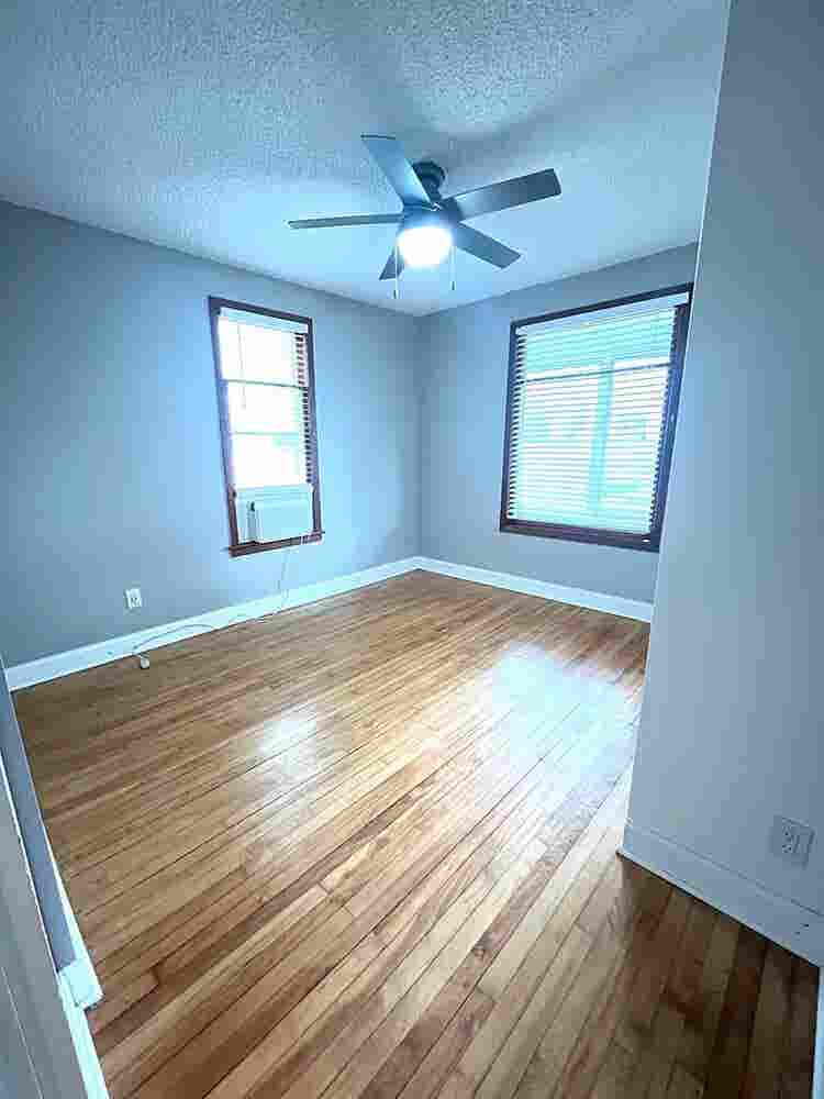 BA w/ Laundry – NE Mpls