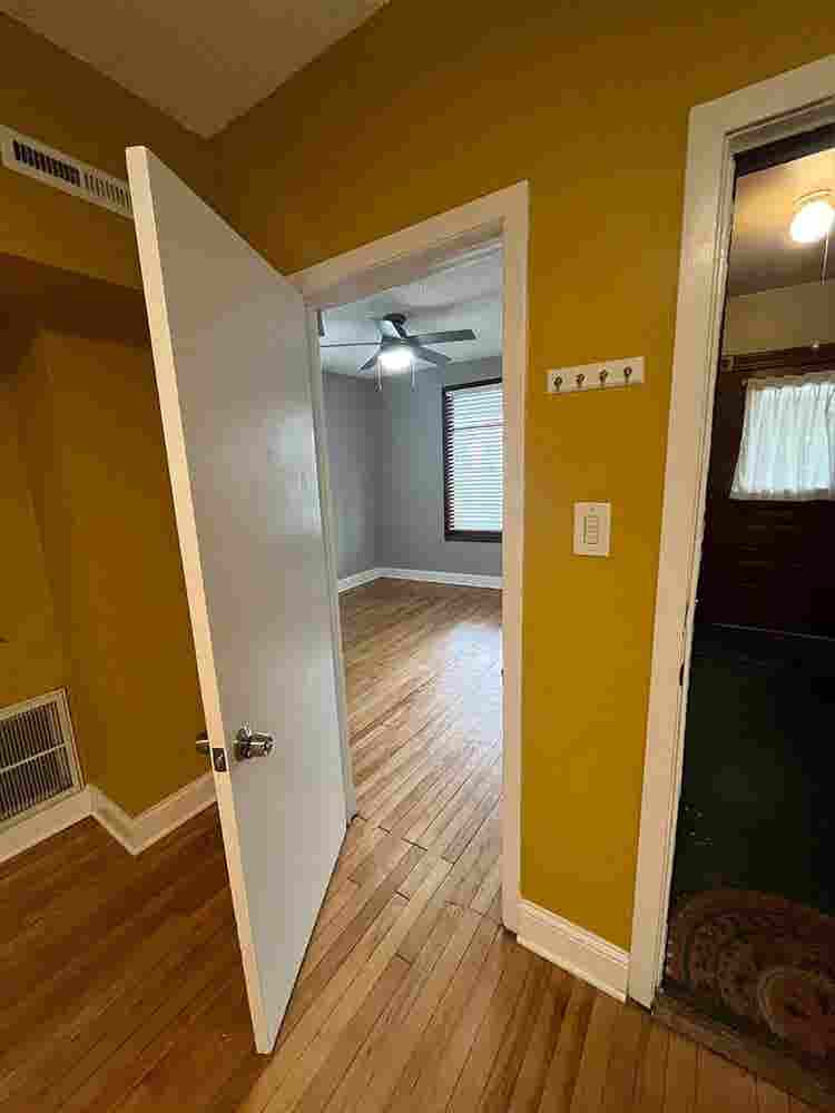 BA w/ Laundry – NE Mpls