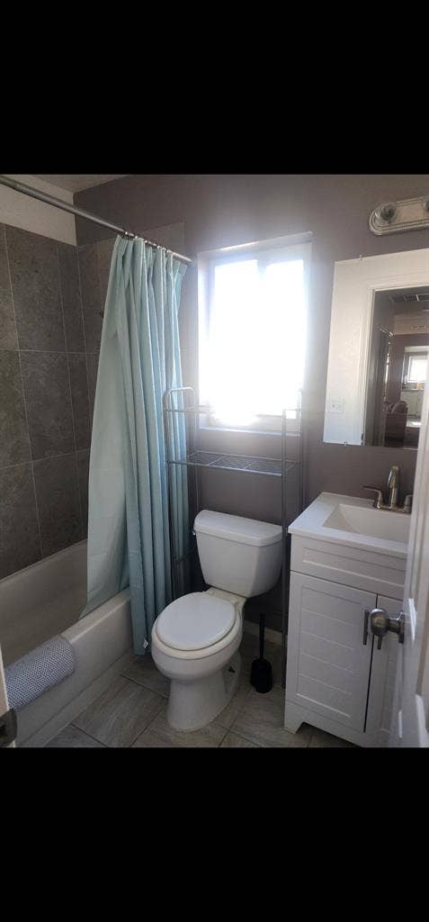 I rent a room with a separate bathr
