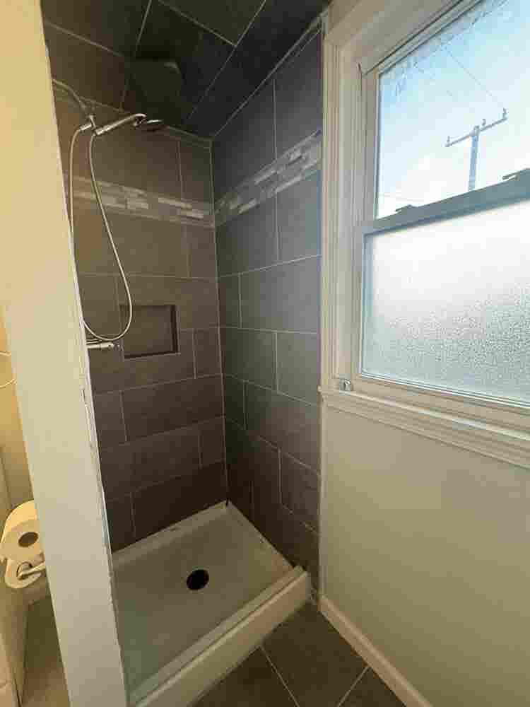 Massive room with private bath