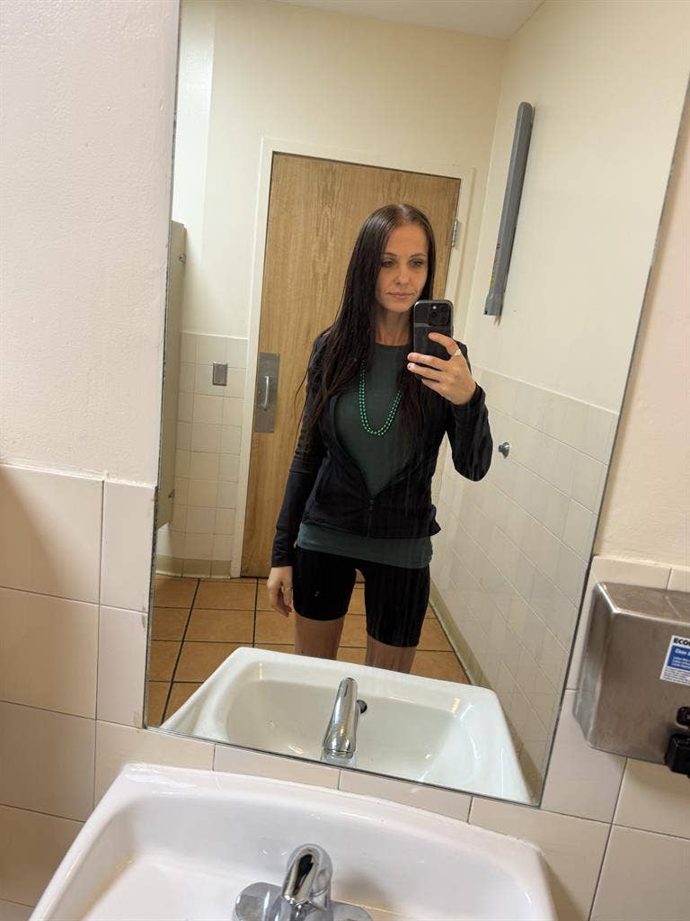 Furnished bedroom all included