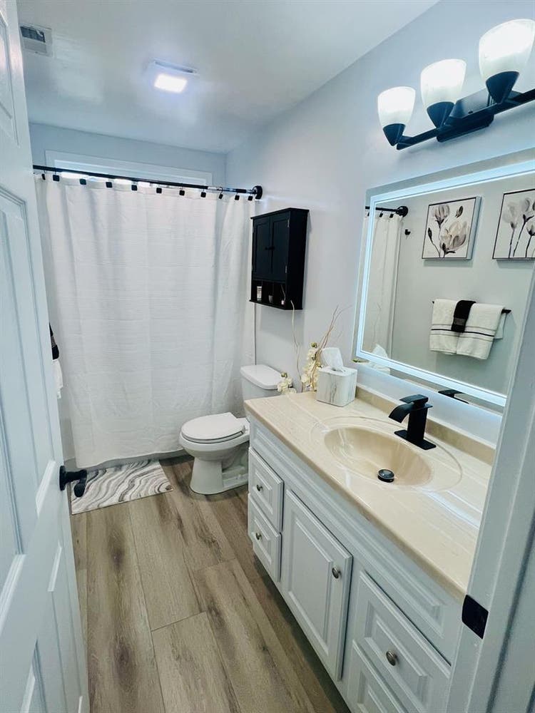 Recently Remodeled Apartment