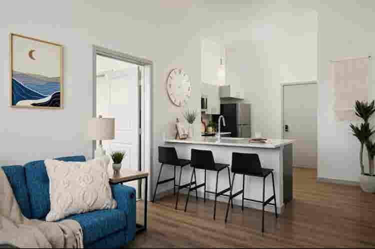 BRAND NEW APARTMENT THIS SUMMER