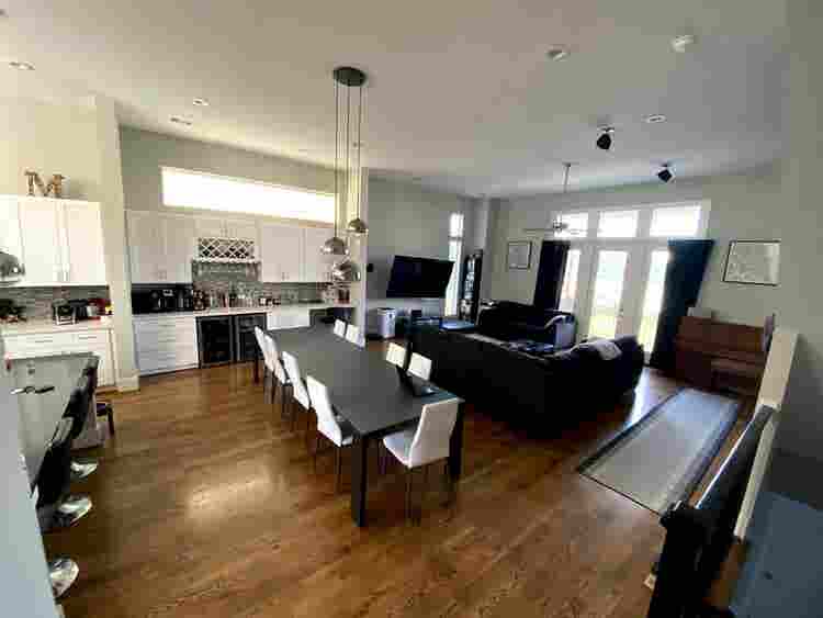 Private Bed/Bath in Shared house