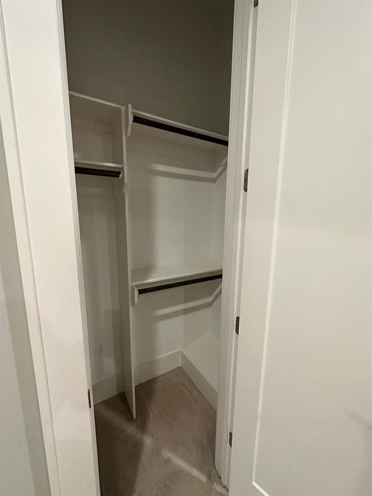Private Bed/Bath in Shared house