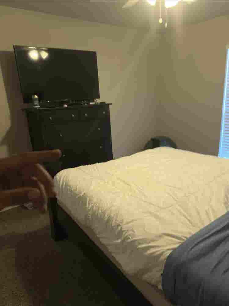 Room in the colonyy