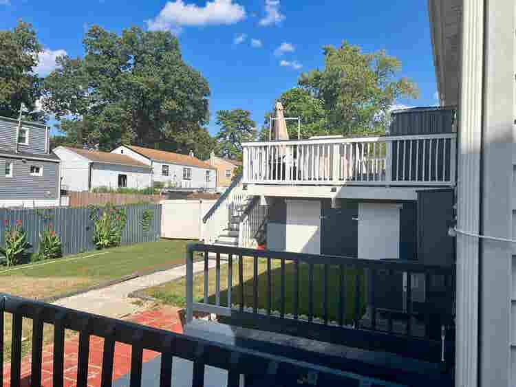 $ ROOM FOR RENT!!