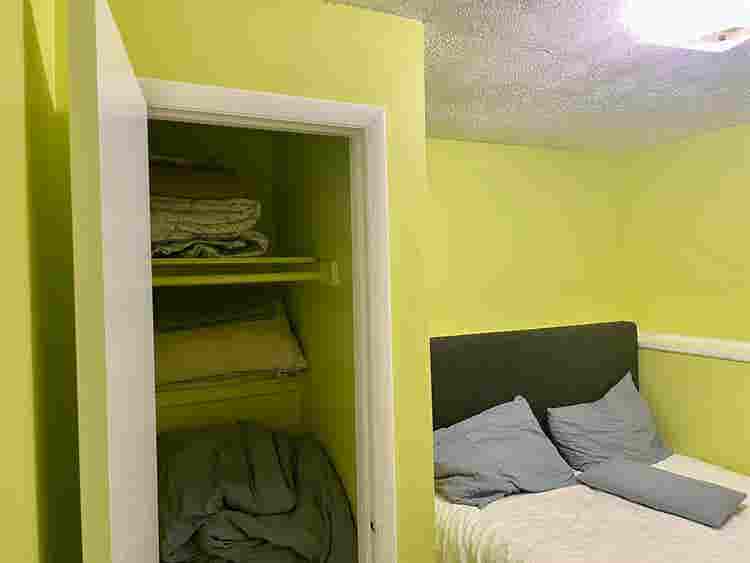 $ ROOM FOR RENT!!