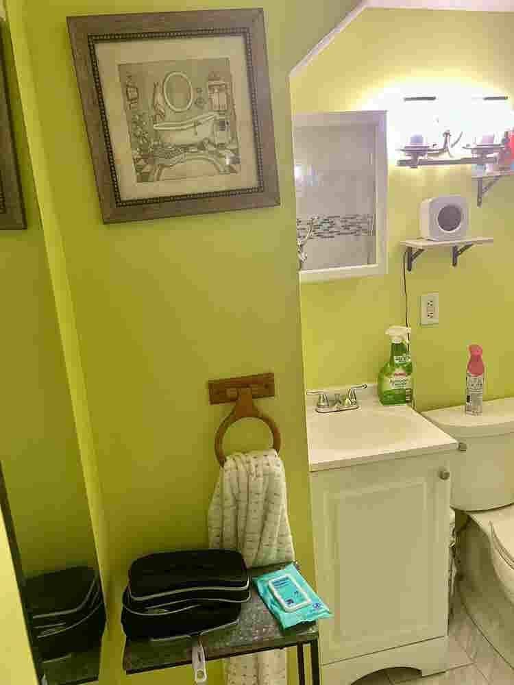 $ ROOM FOR RENT!!