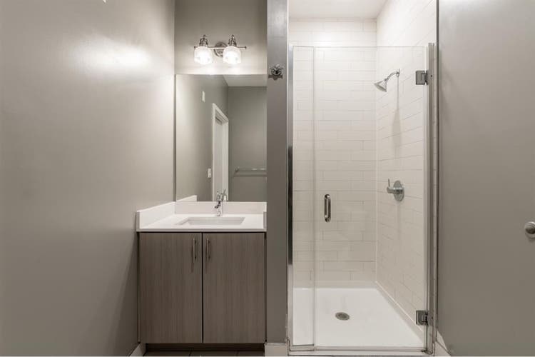 Offering Spring
Sublease