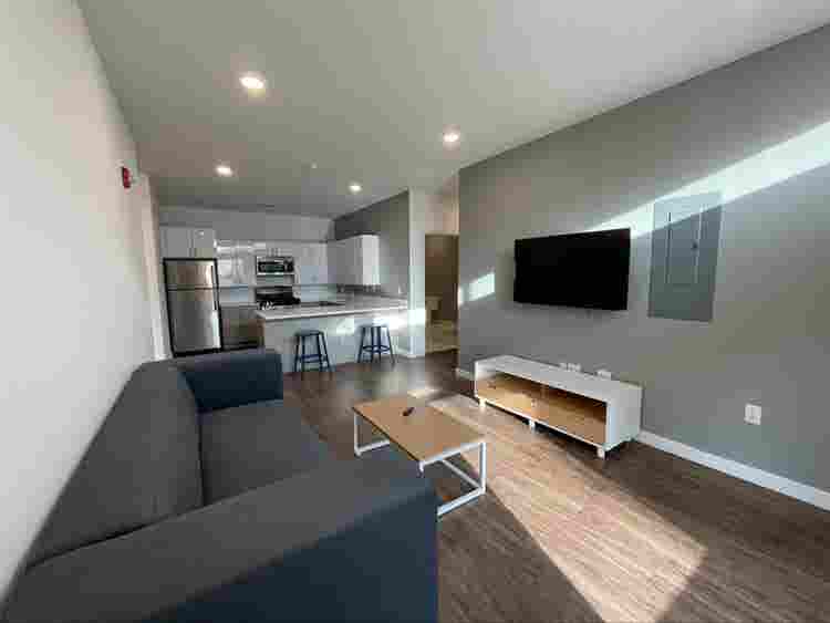 Offering Spring  
Sublease