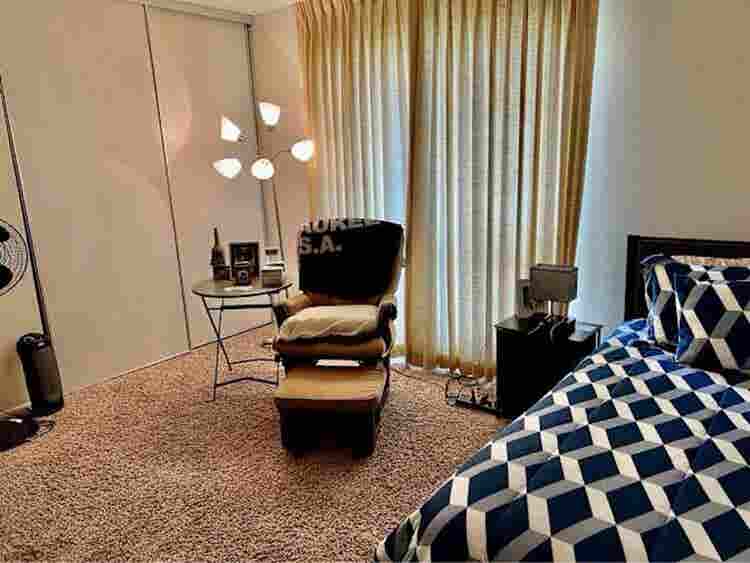 Looking for Roommate (female
 +)