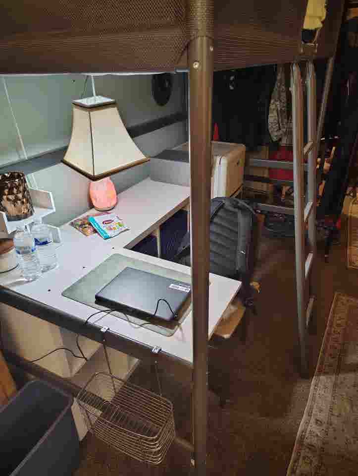 Bed Space for rent