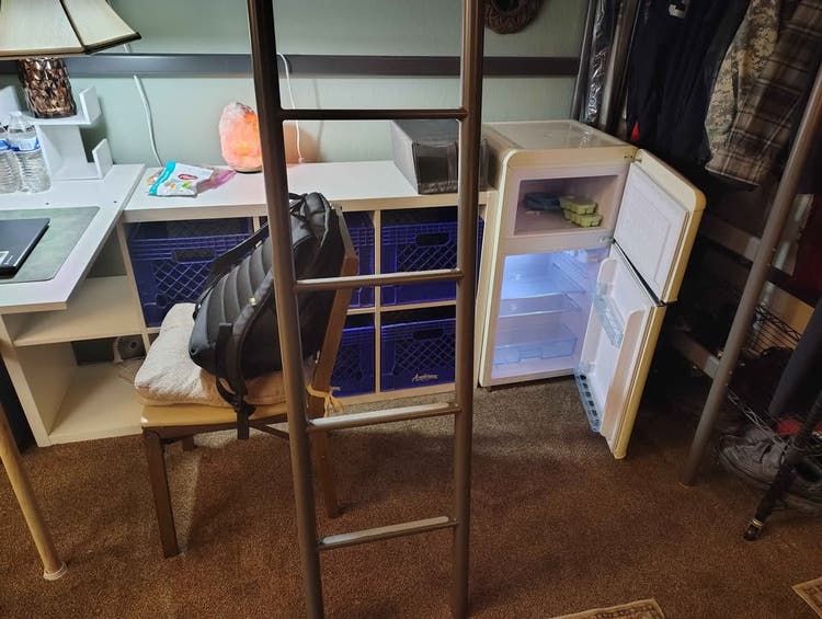 Bed Space for rent