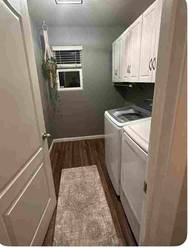 Room in a Cozy Home In South Reno