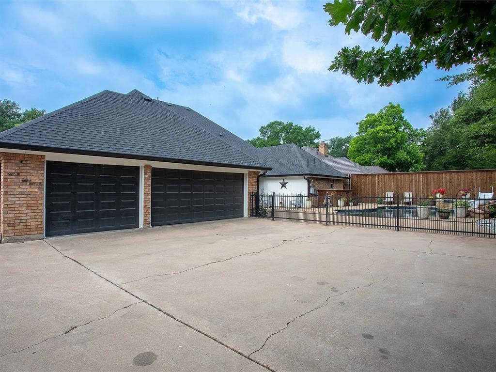 ✨
Room For Rent in Las Colinas ✨