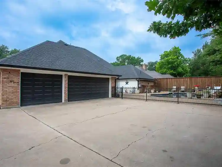 ✨
Room For Rent in Las Colinas ✨