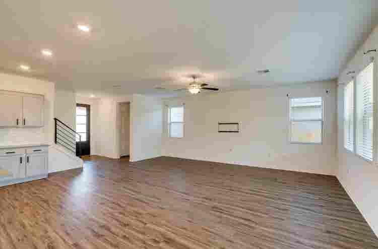 Austin, TX  Baths 4 Rent!