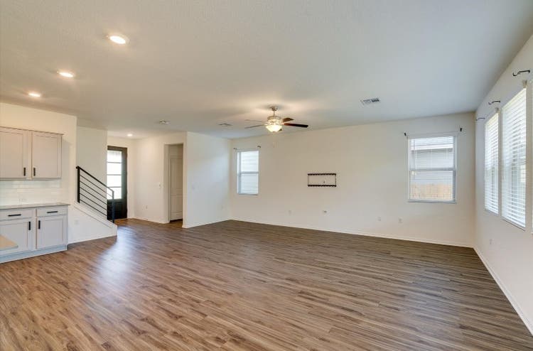 Austin, TX  Baths 4 Rent!