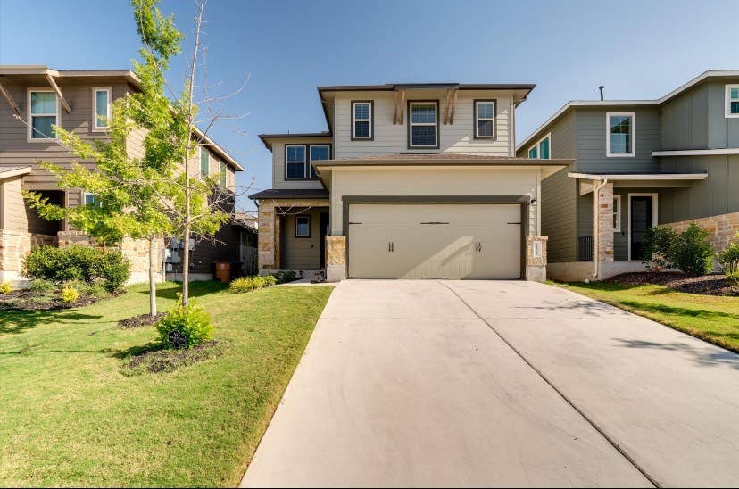 Austin, TX Baths 4 Rent!