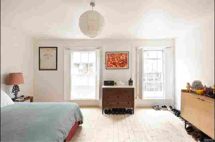 Large 2 bedroomm