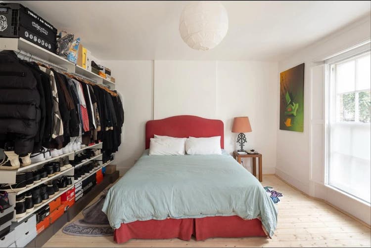 Large 2 bedroomm