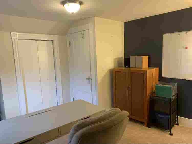 3rd Floor bedroom and office!