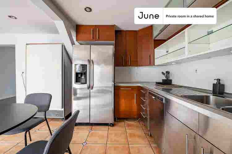 5 BR in Chicago