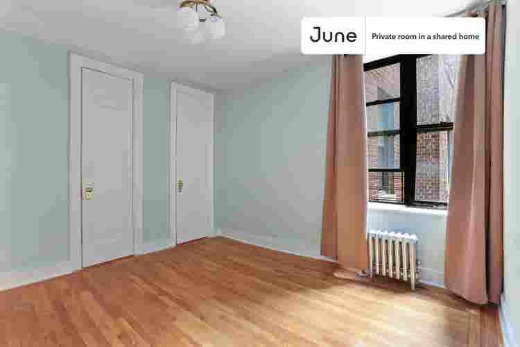 2 BR in New York City
