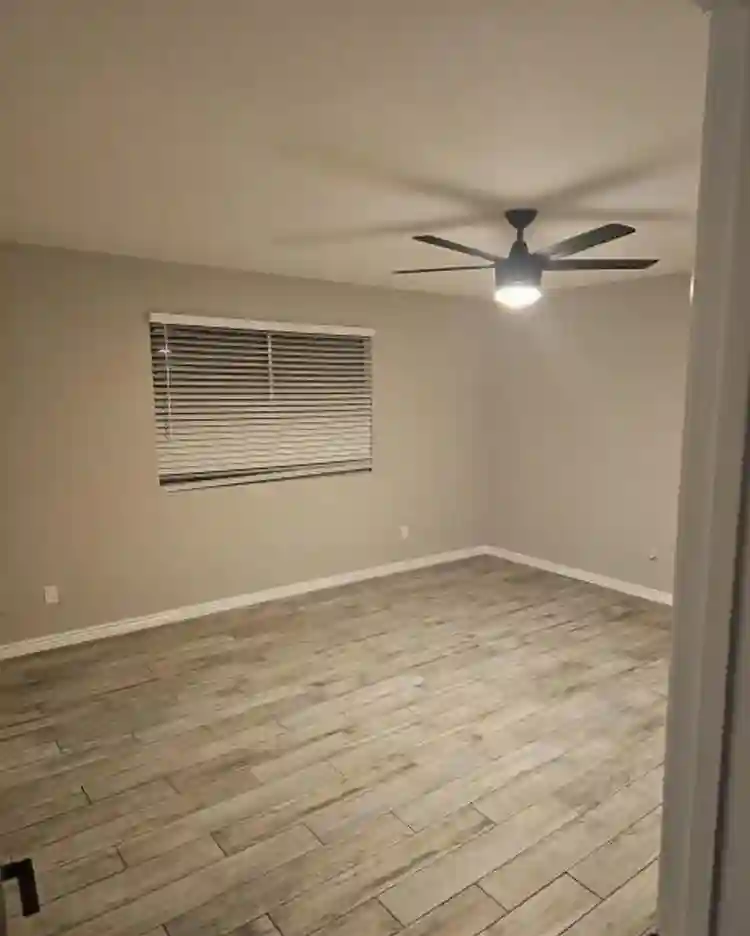 Recently updated condo (Scottsdale)