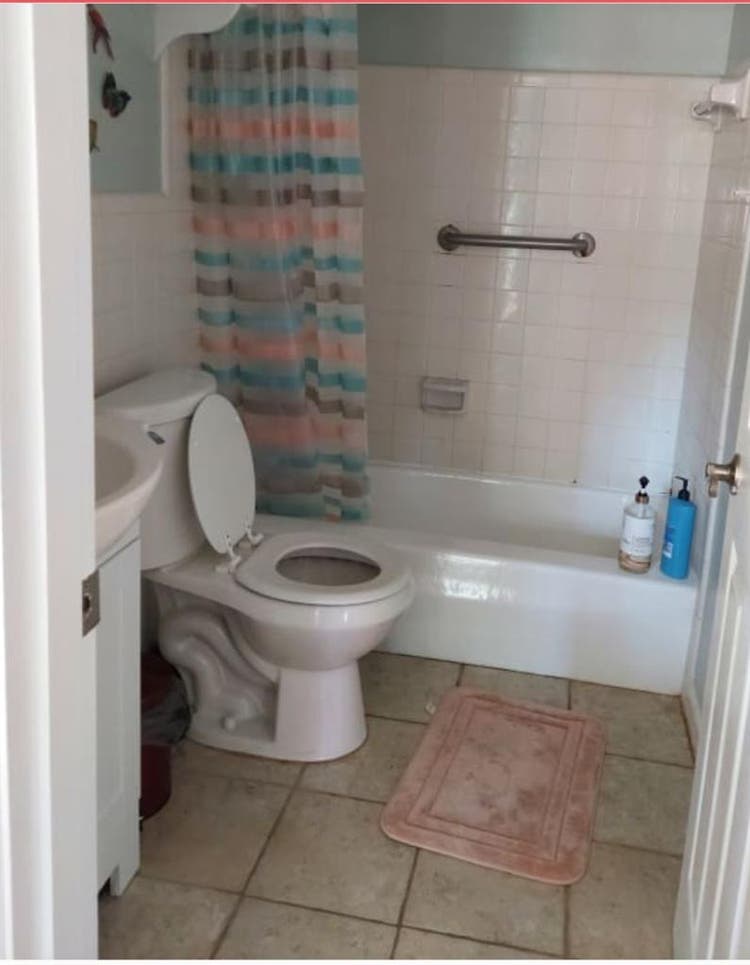 Furnished room for rent