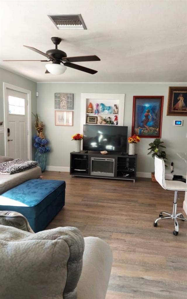 Furnished room for rent