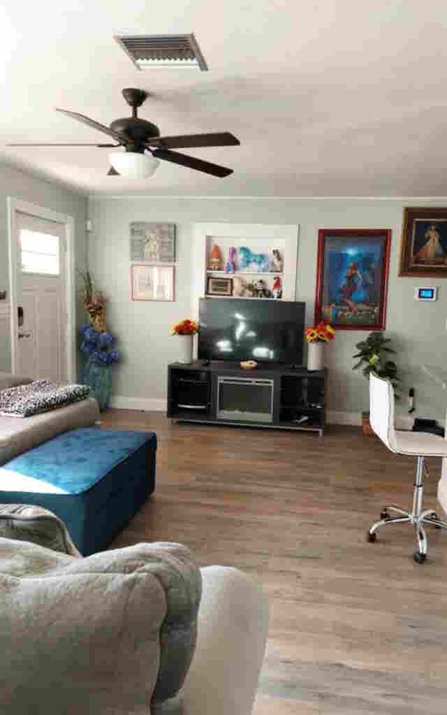 Furnished room for rent